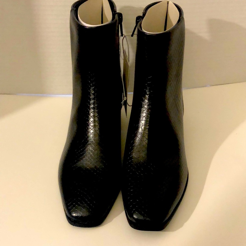 Black Boots